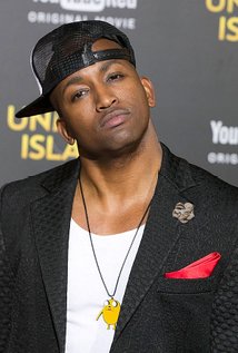 Adande Swoozie Thorne