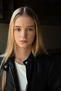 Moxie Owens