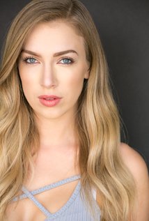 Laura Jacobs