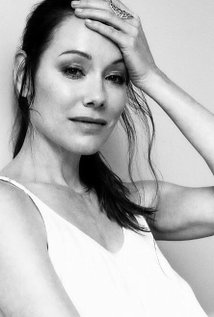 Simone-Élise Girard